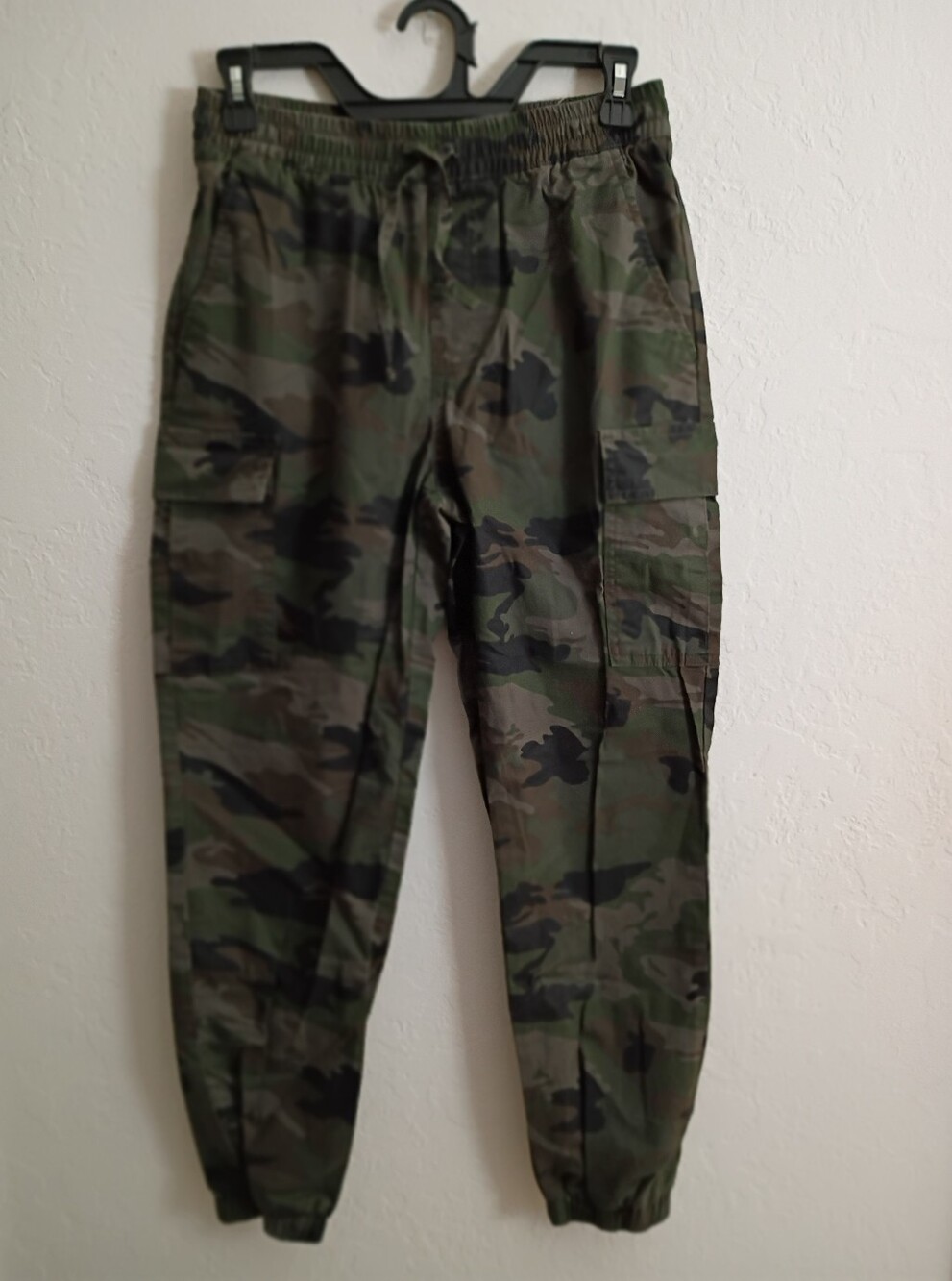 Small L.T.J Womens  Camouflage Cargo Jogger Pants - Olive Camo